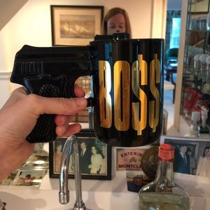 Meet your Posher, Caroline